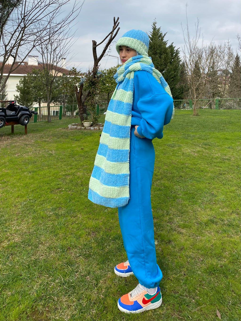 Mavi - Yeşil Pastel El Örgüsü Atkı + Bere