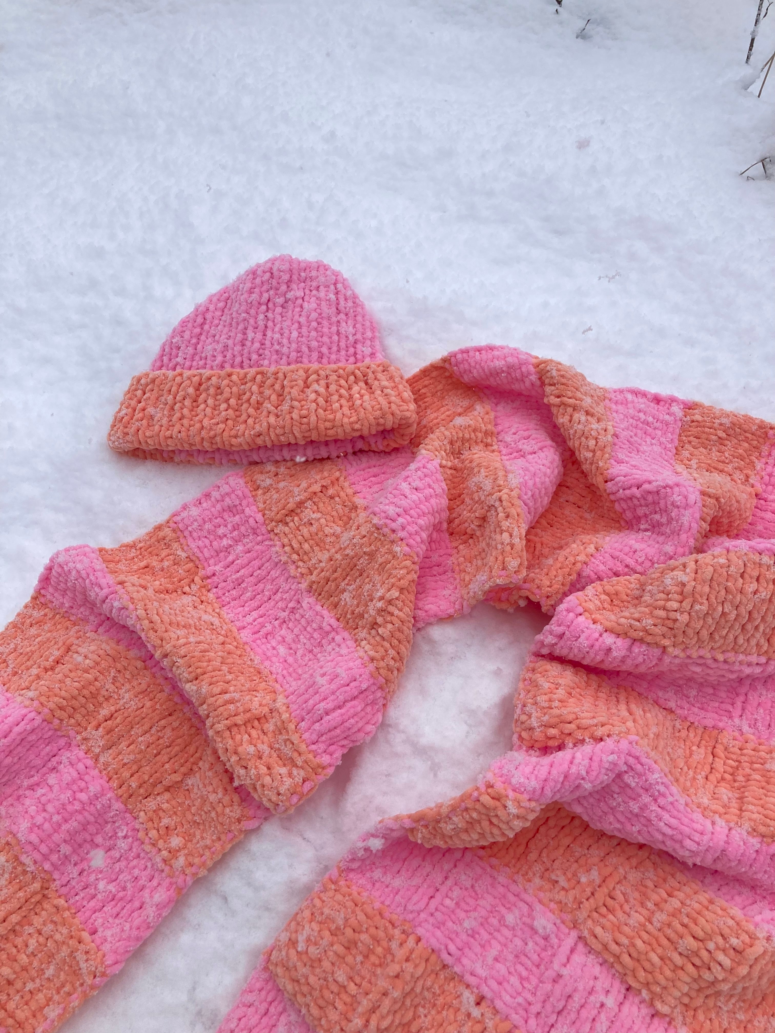 Turuncu - Pembe El Örgüsü Atkı + Bere