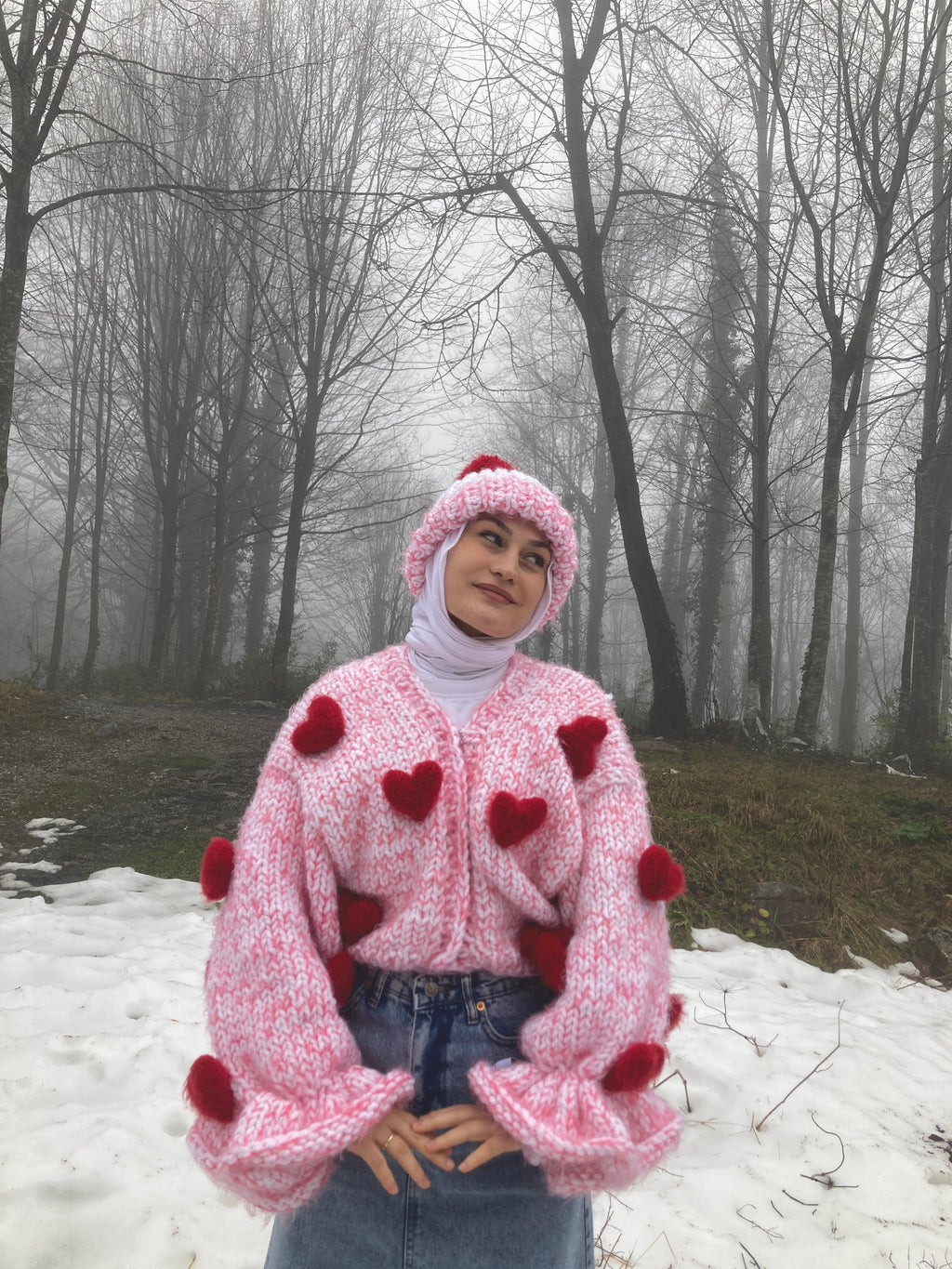 Fluffy Amour El Örgüsü Hırka + Bere