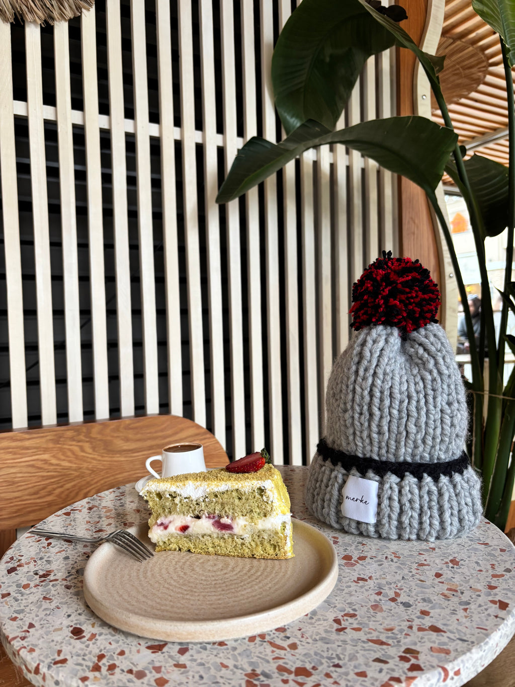 Red Ribbon Scarf + Bere