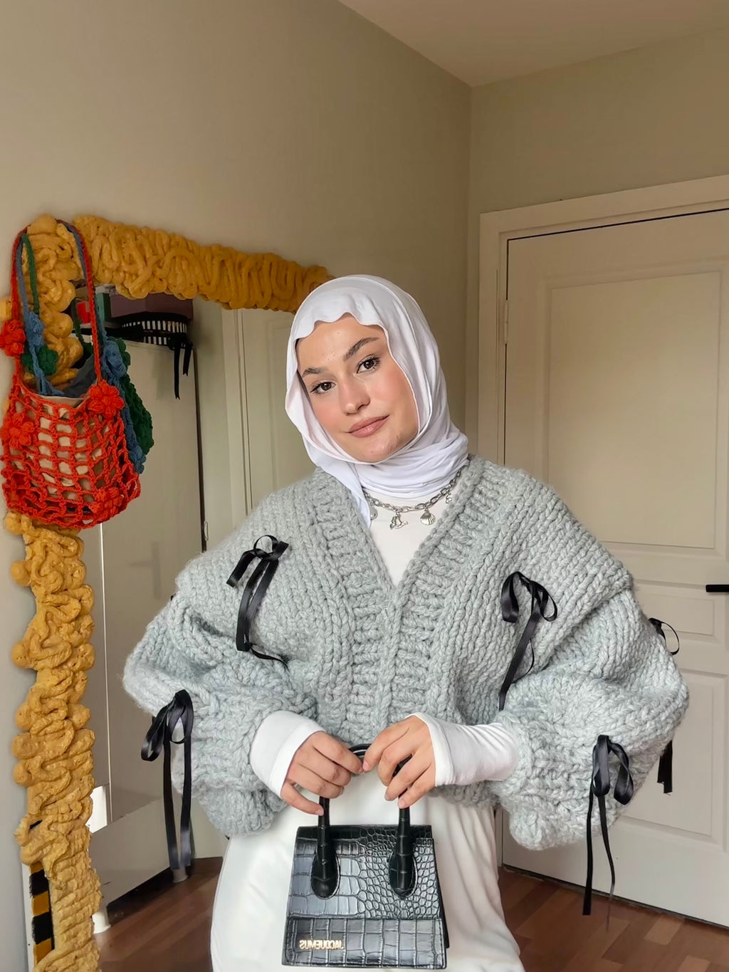 Black Ribbon El Örgüsü Hırka