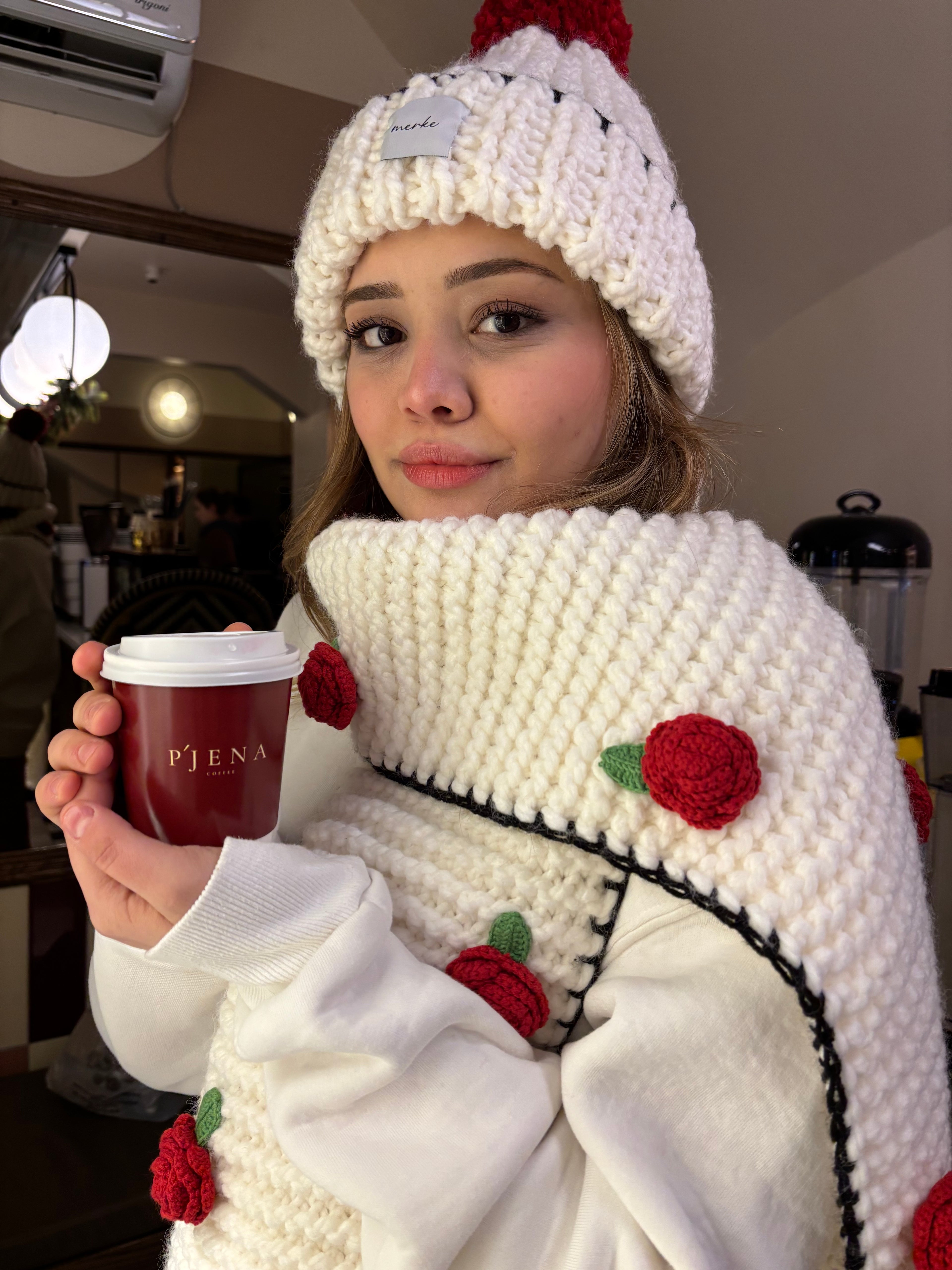 Rose El Örgüsü Atkı + Bere