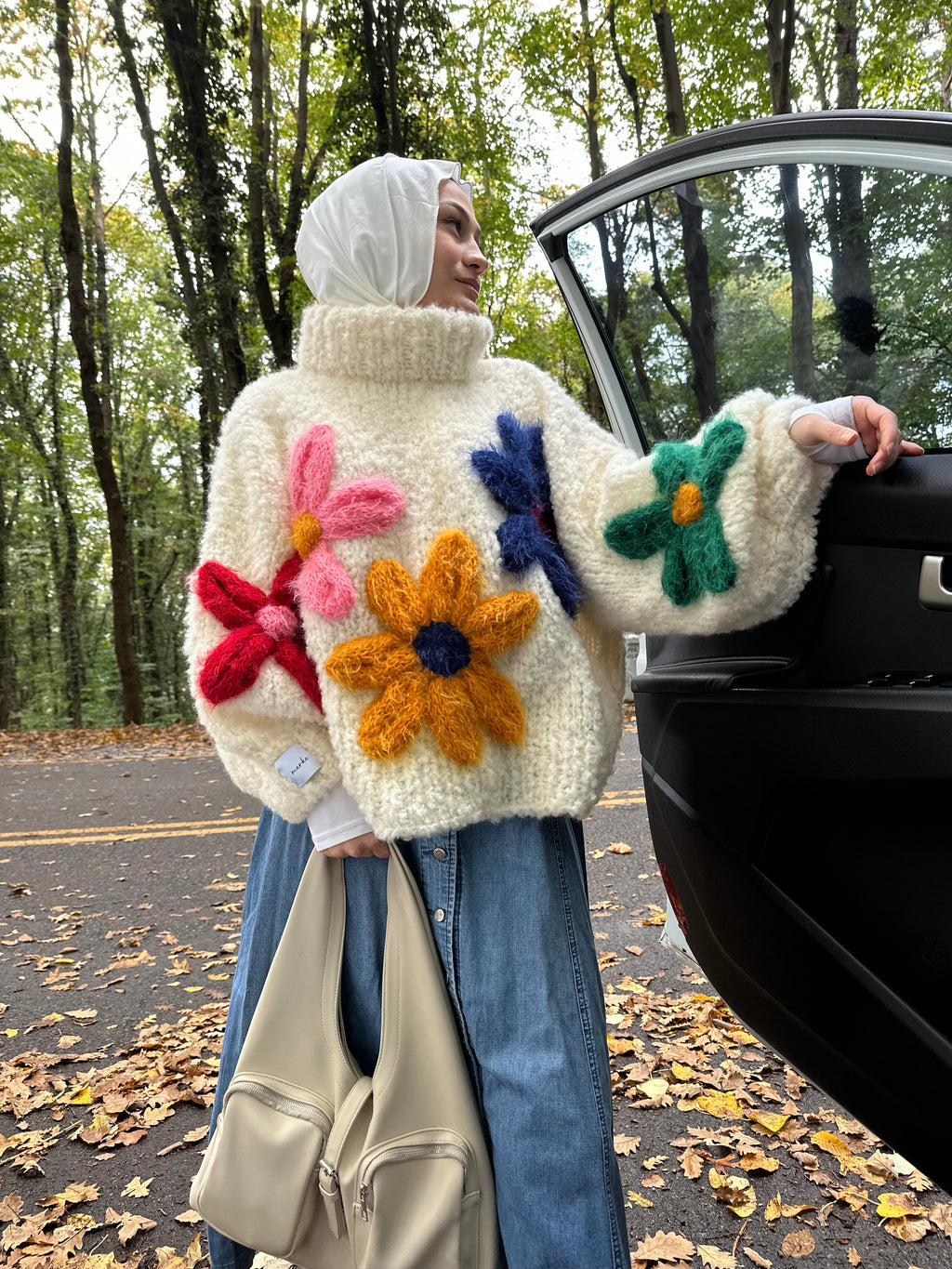 Fluffy Bloom El Örgüsü Kazak