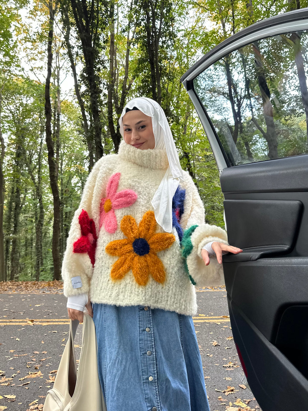 Fluffy Bloom El Örgüsü Kazak